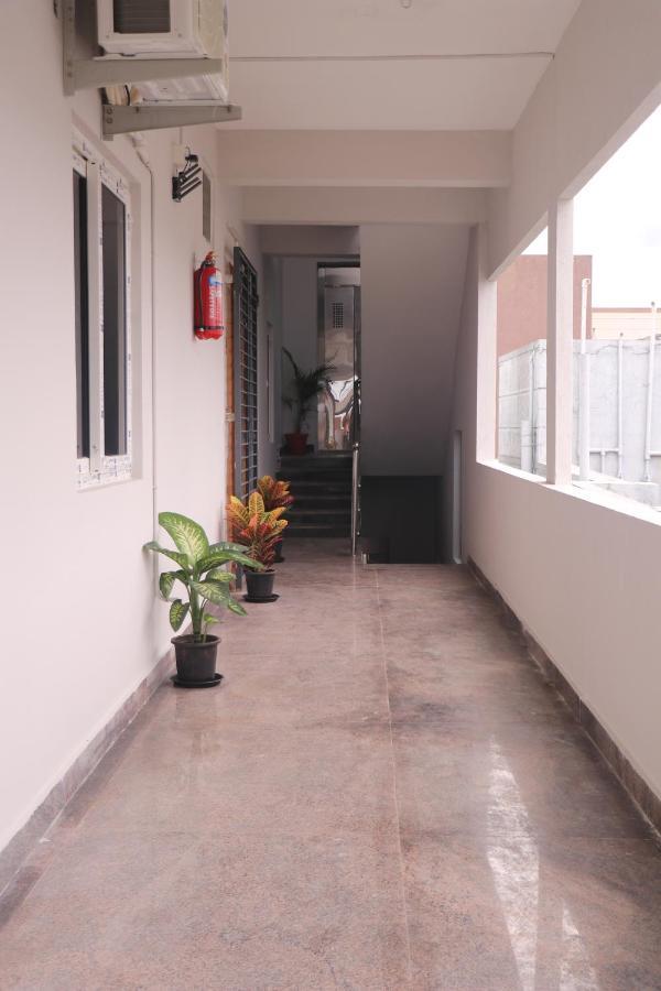 Leo Home Stay Tirupati Exterior foto