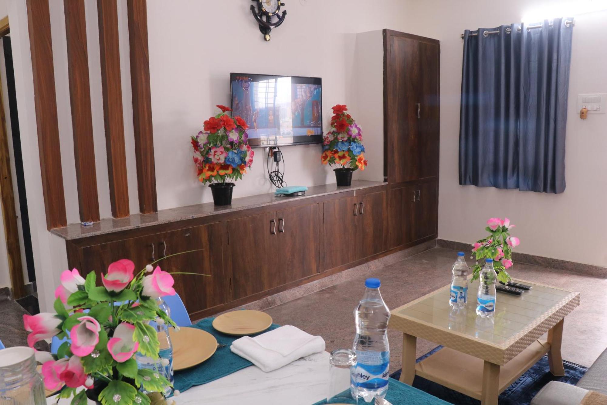 Leo Home Stay Tirupati Exterior foto