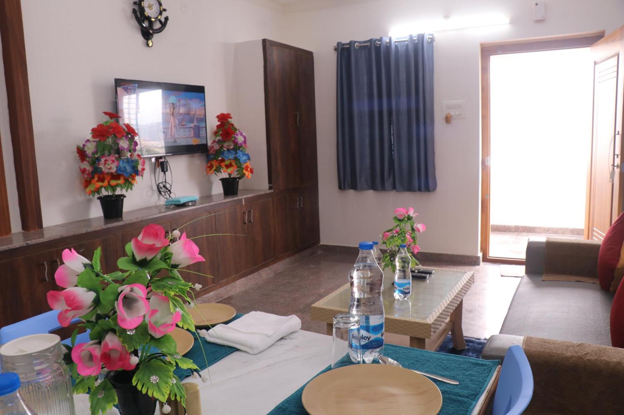 Leo Home Stay Tirupati Exterior foto